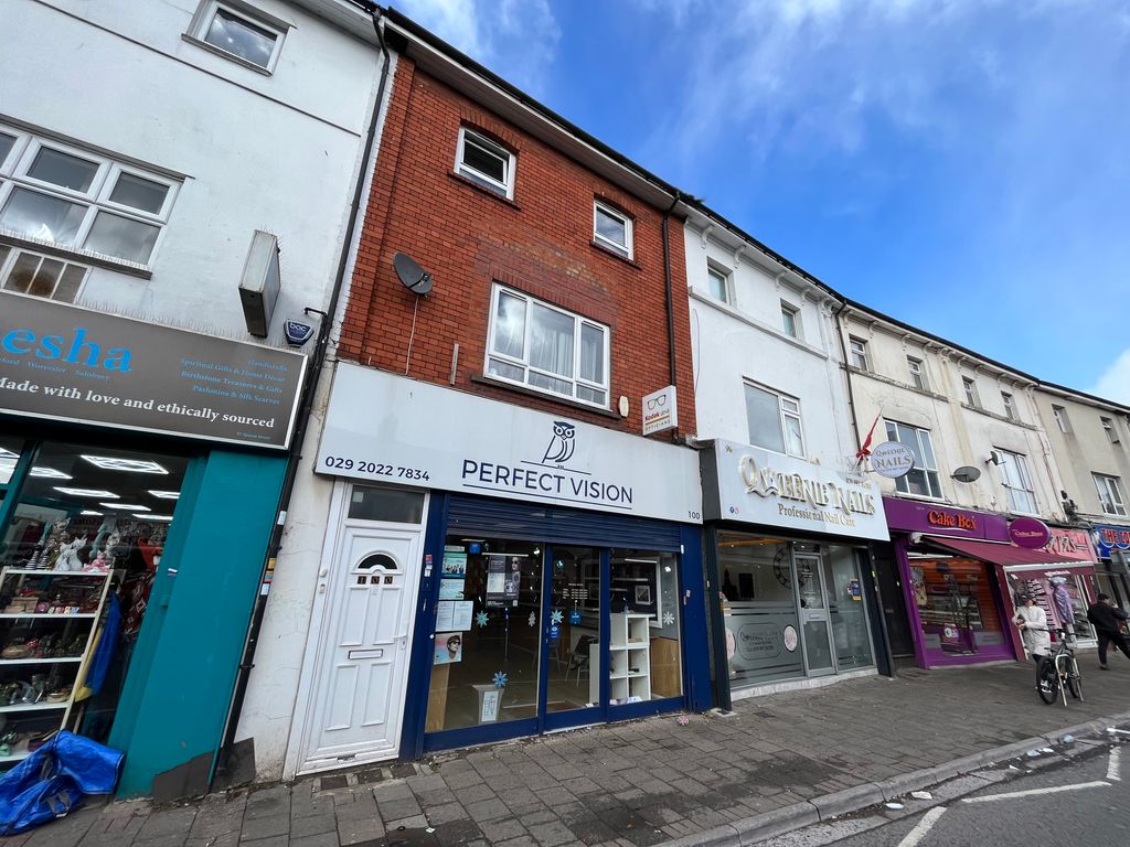 Property photo 2 of 22