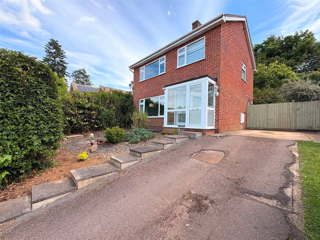 Property photo 1 of 32 Picture No. 09