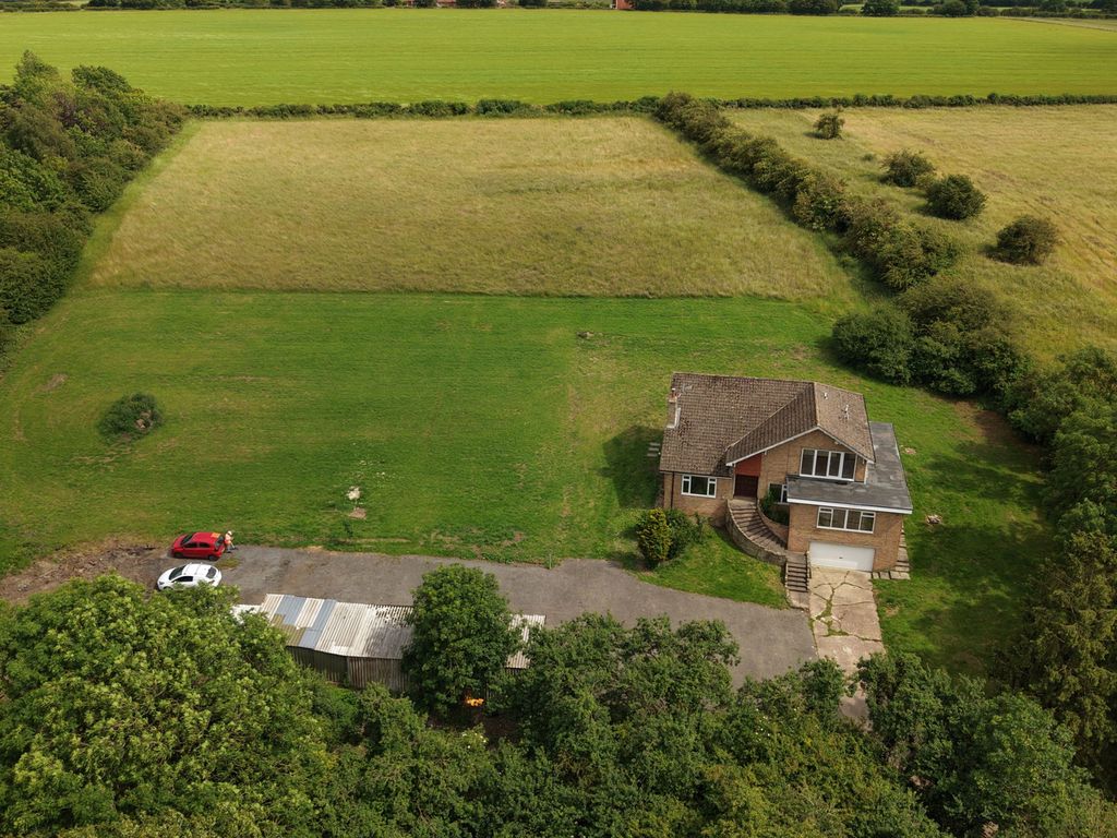 Additional image 2 of 6 bed detached house for saleSt. Barnabas Road, Barnetby DN38