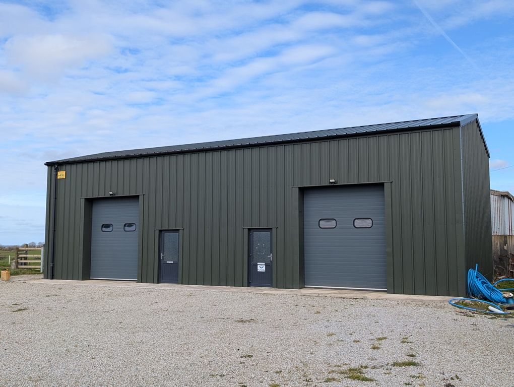 Property photo 2 of 22