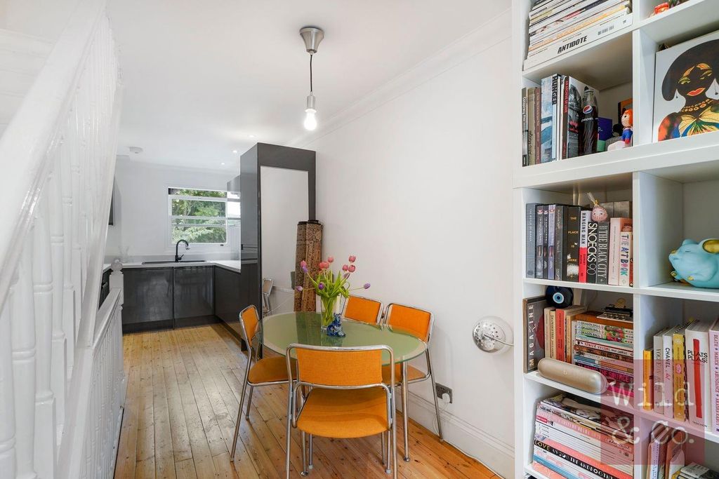 Property photo 1 of 18 Brookfield Road - Diwzd6Fxasfvu2Alikv4.Jpg