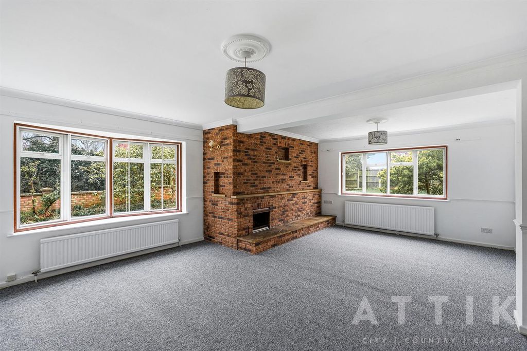 Property photo 2 of 68 3.Jpg