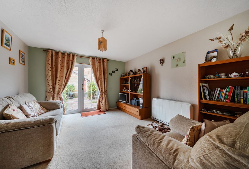 Property photo 2 of 11 Picture 2