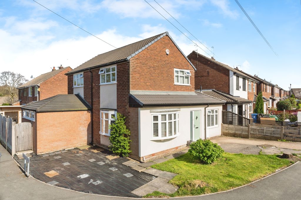 Property photo 1 of 15
