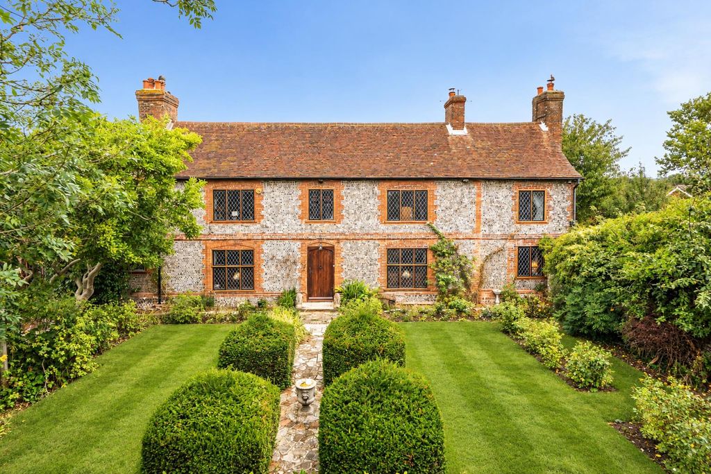 Property photo 1 of 40 For Sale By Aspire Residential | Old Sussex House