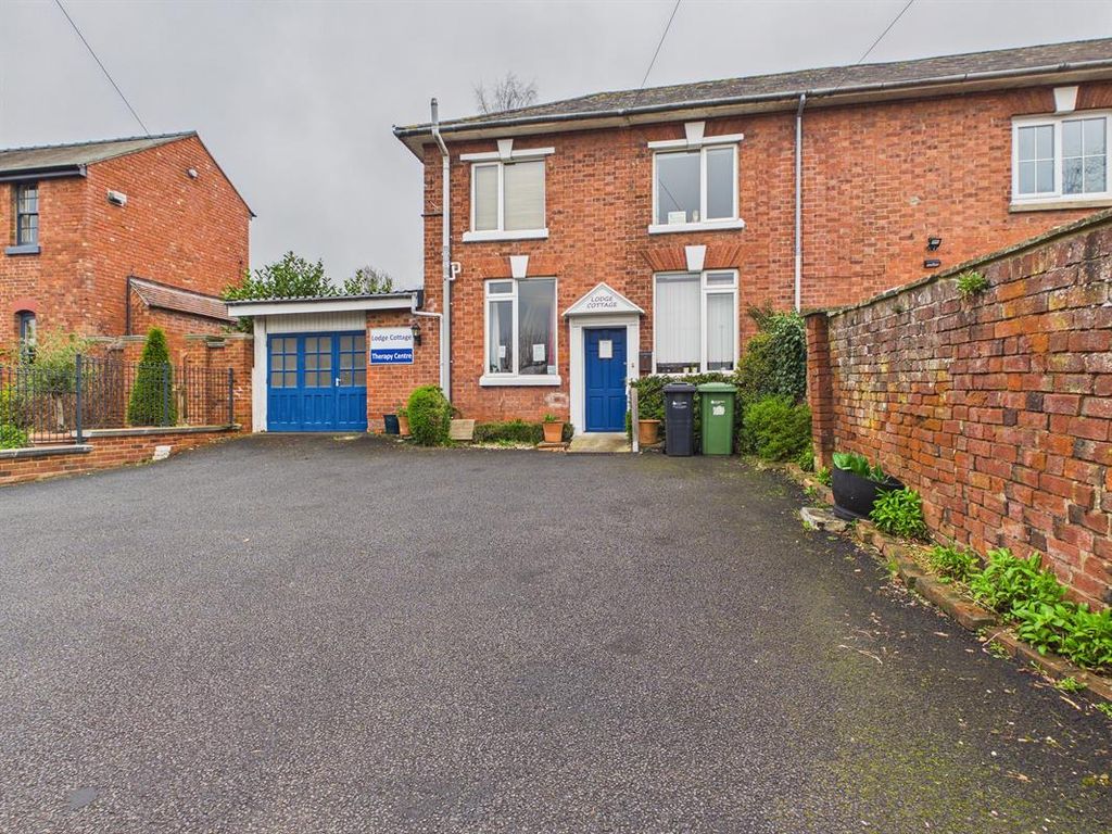 Property photo 1 of 7 Photo