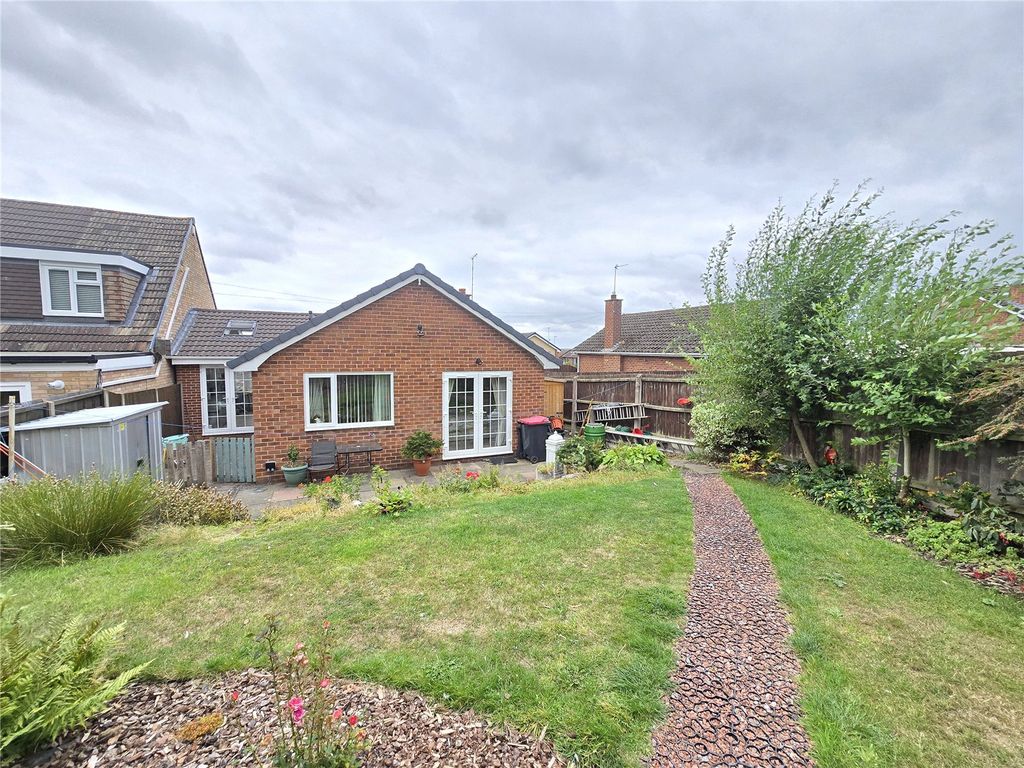 Property photo 2 of 16 Picture No. 32