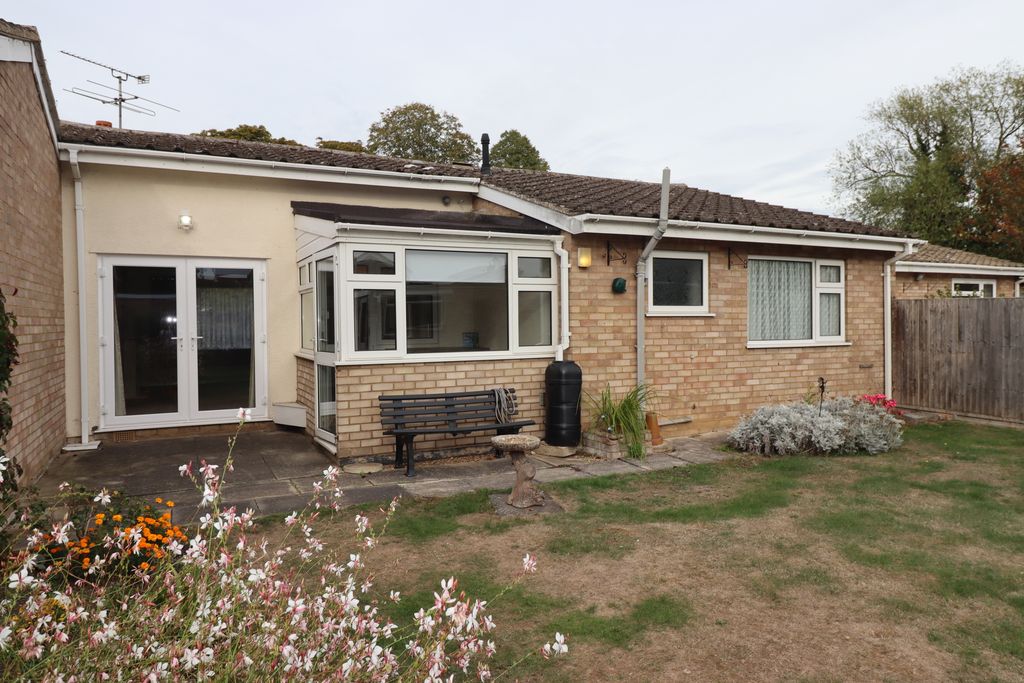 Property photo 2 of 10