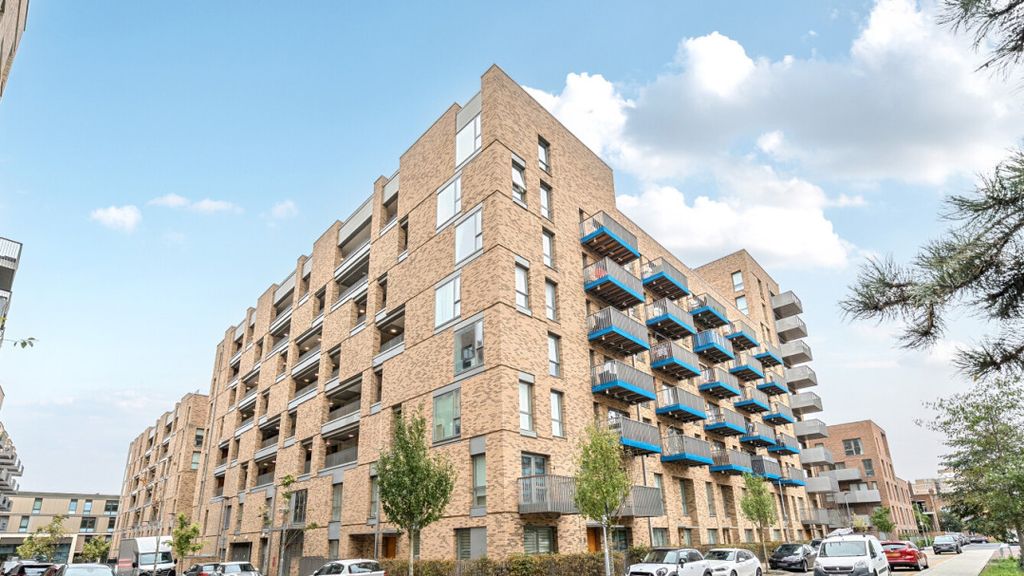 Property photo 3 of 21