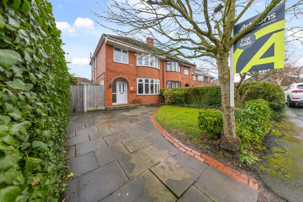 Property photo 1 of 22