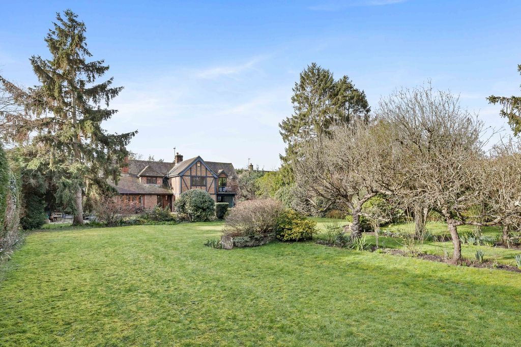 Property photo 3 of 25