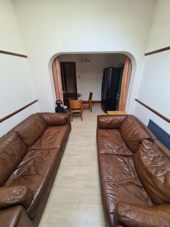 Property photo 3 of 3