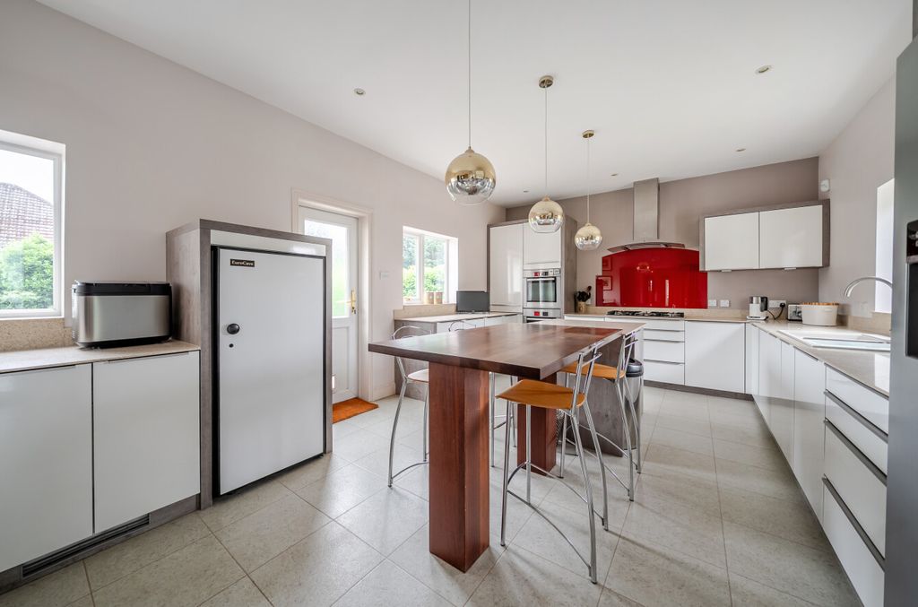 Property photo 3 of 20 1469300-21-6A1Dcf...
