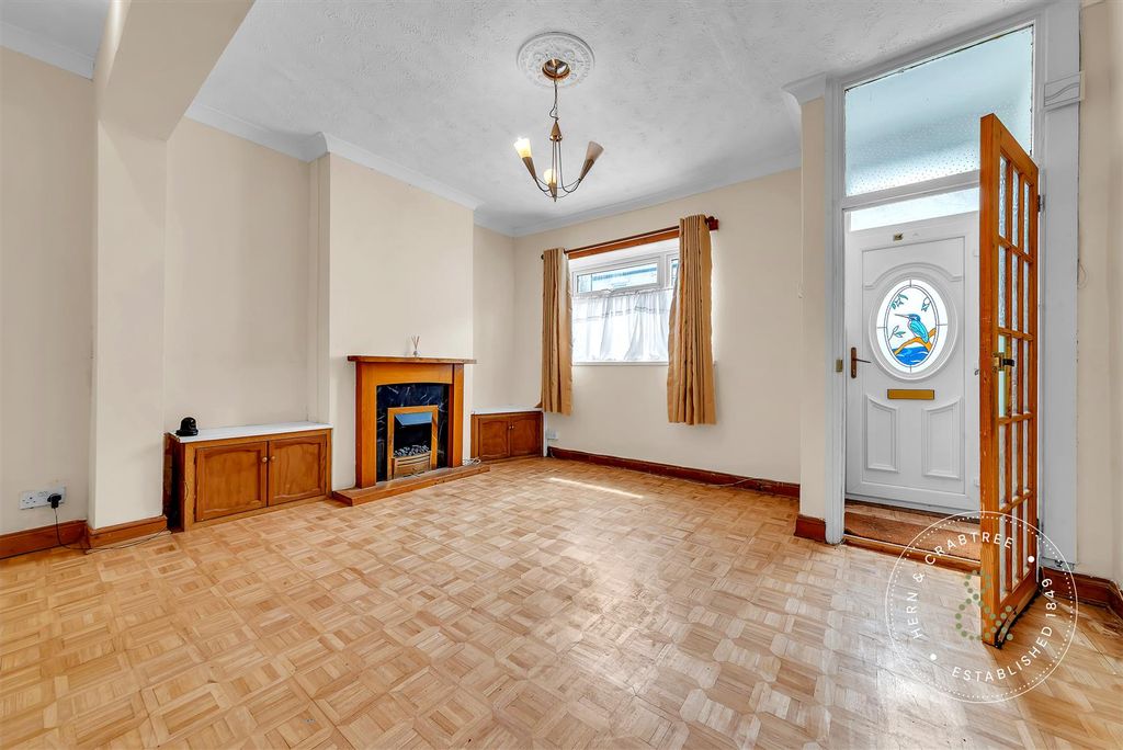 Property photo 2 of 24 Ethel-Street-36.Jpg