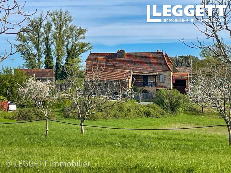 Property photo 3 of 10