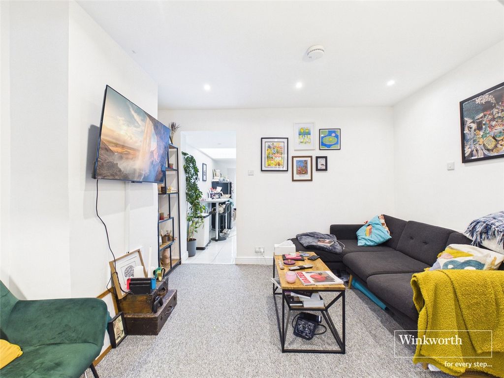 Property photo 3 of 11 Picture No. 06