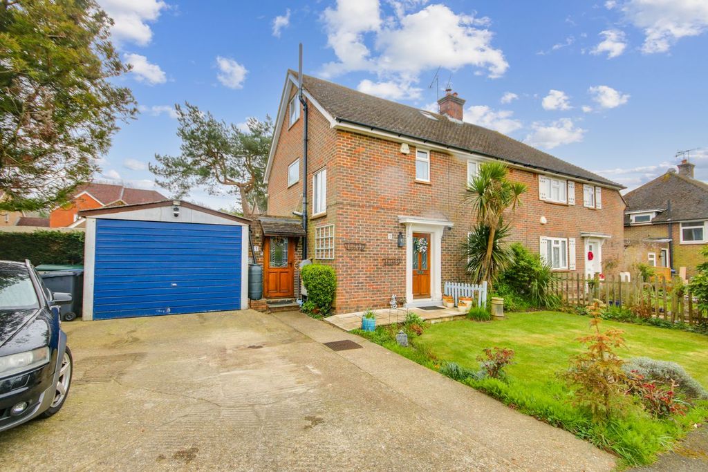 Property photo 1 of 24