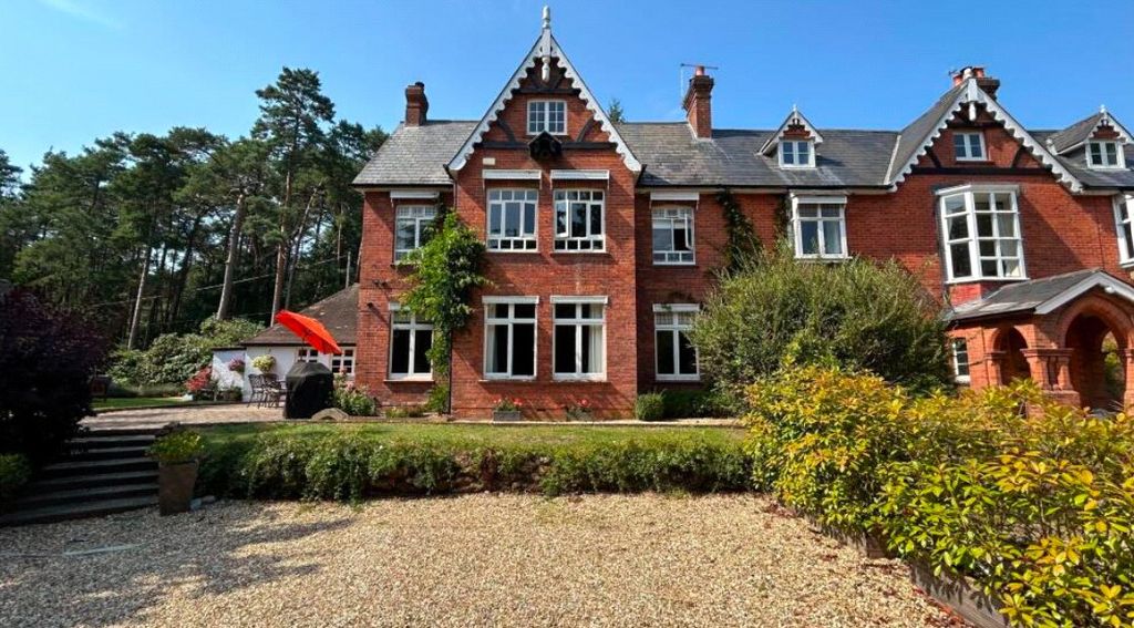 Property photo 1 of 10 Picture No. 01