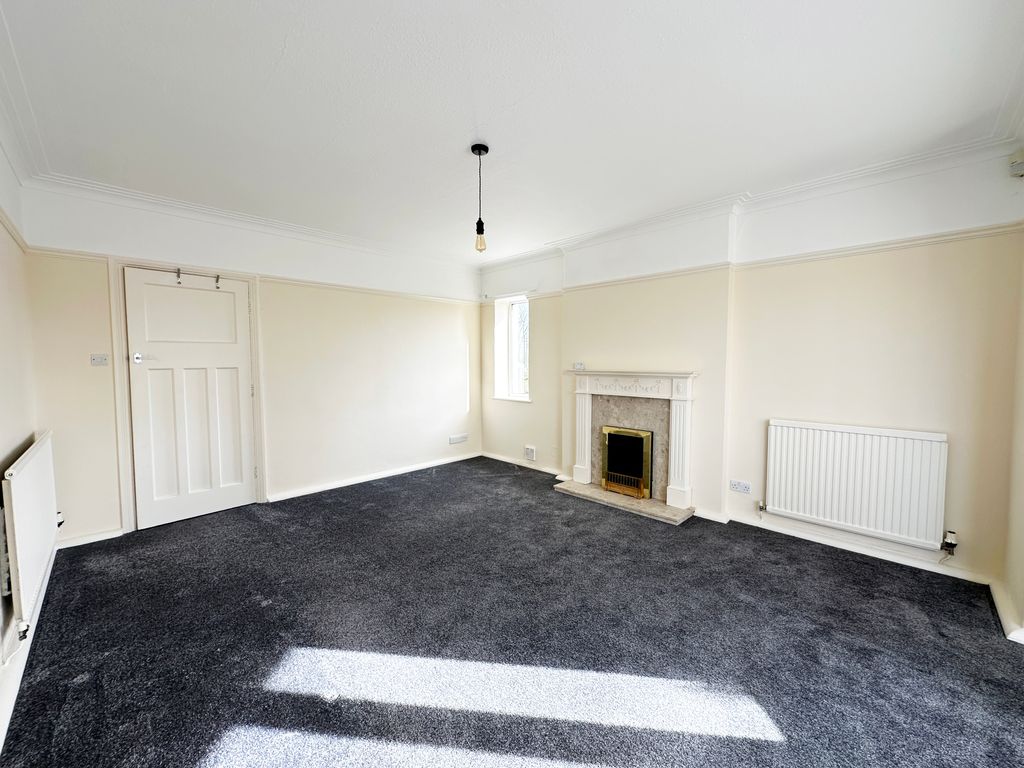 Property photo 3 of 25