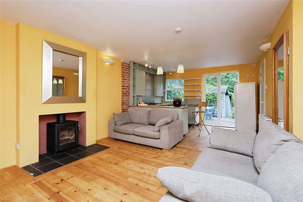 Property photo 3 of 31 Picture No. 51