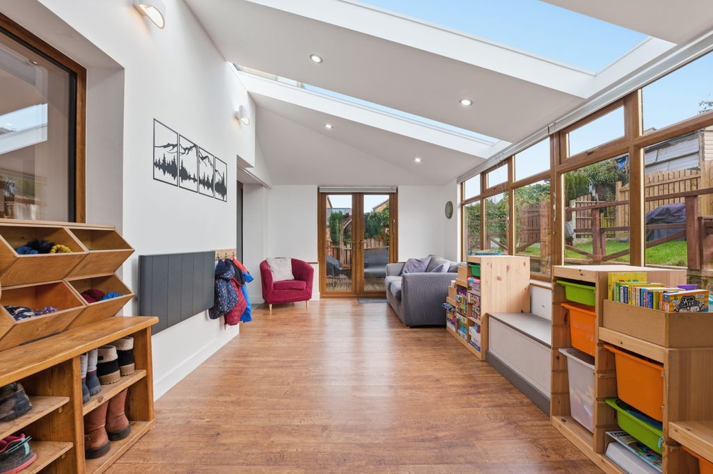 Property photo 2 of 53 P1704198