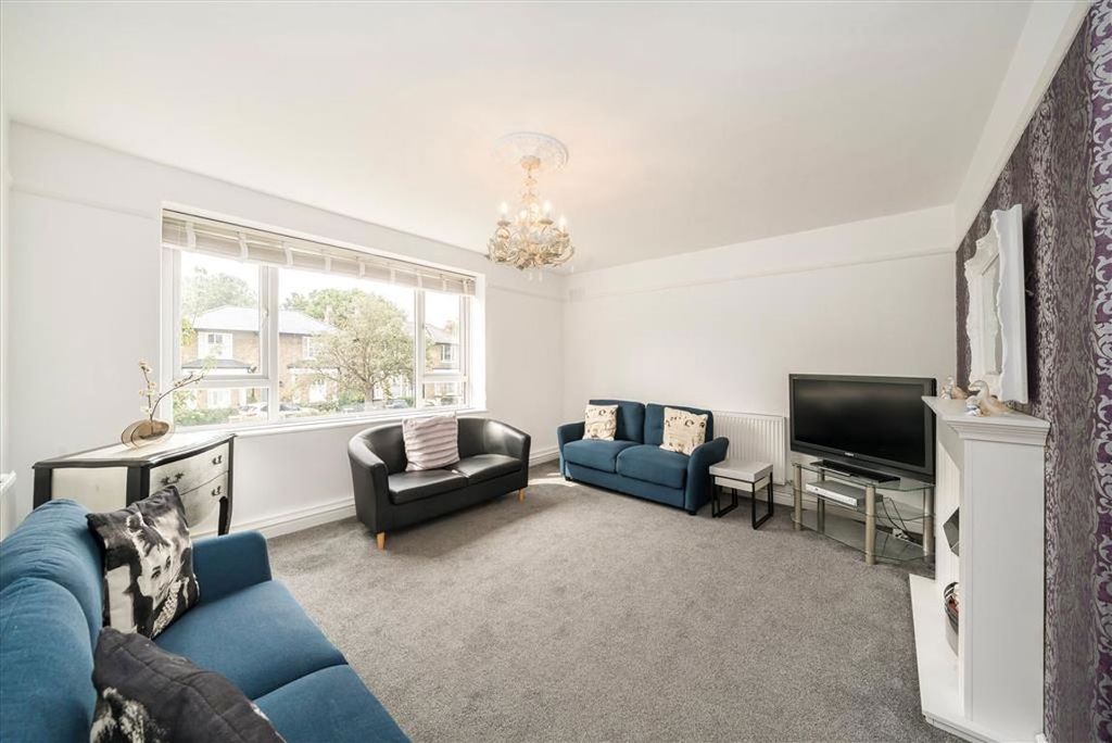 Property photo 2 of 9