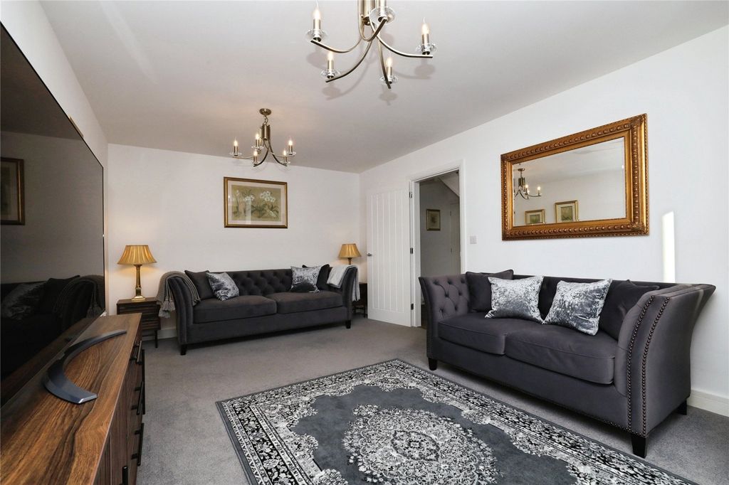 Property photo 3 of 28 Picture No. 87