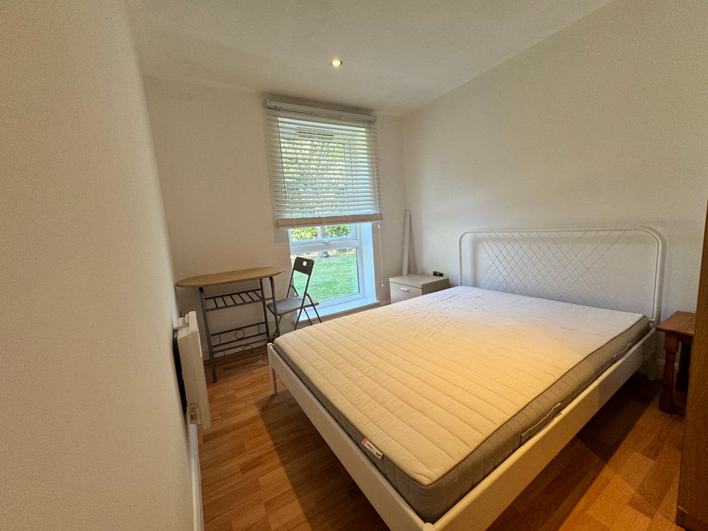 Property photo 3 of 9 Img_4493