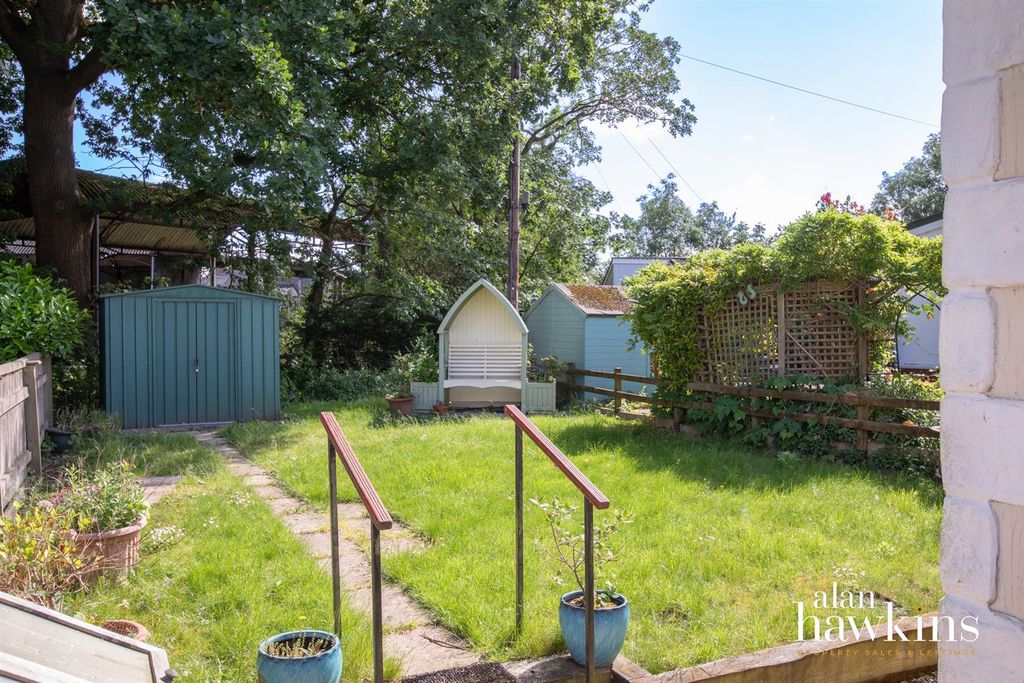 Property photo 2 of 16 Ah3474-3.Jpg