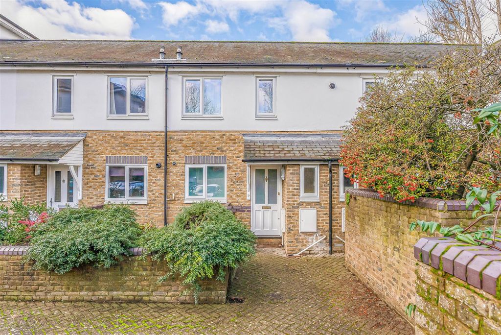 Property photo 1 of 17 19_70272.Jpg