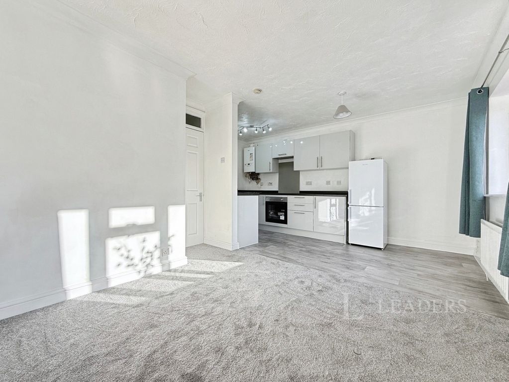 Property photo 3 of 13 Pbox-Img.Jpg
