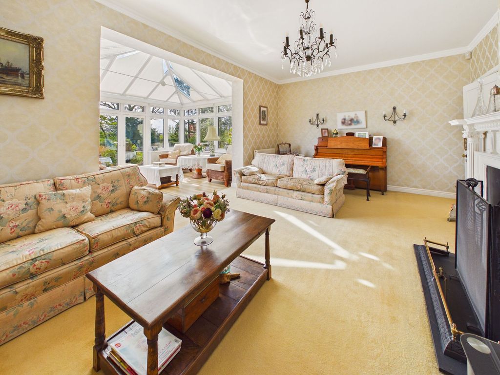 Property photo 3 of 36 Sitting Room/Conservatory