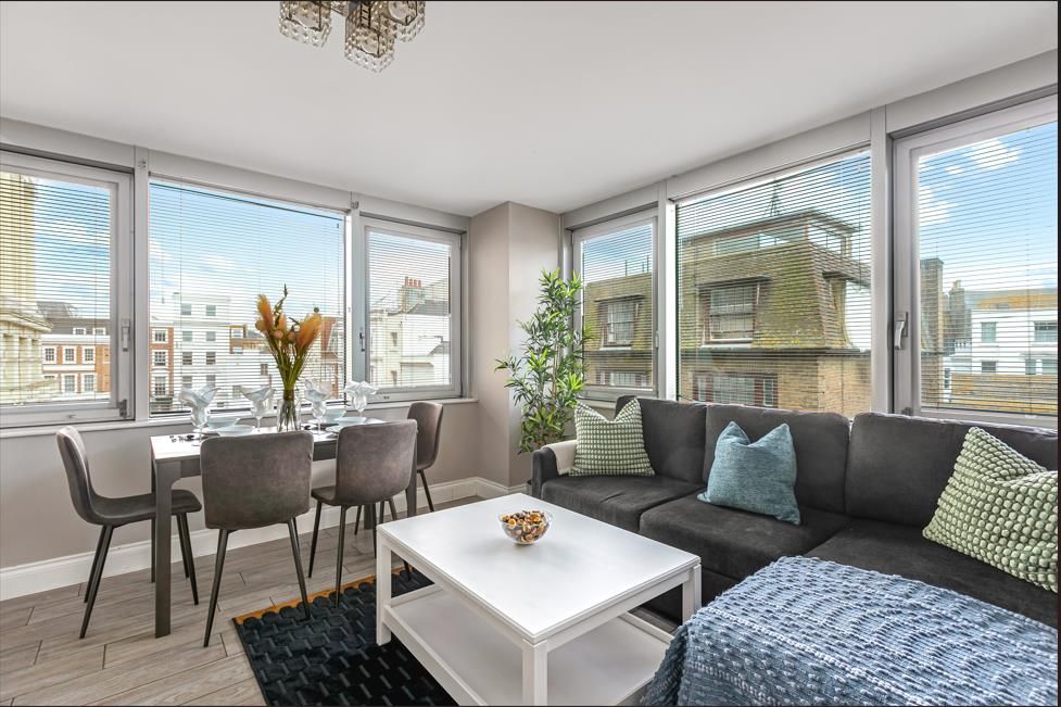 Property photo 1 of 11 Living Room.Png