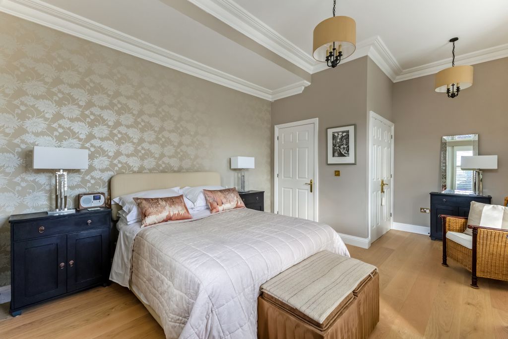 Additional image 16 of 3 bed flat for saleUpper Lodge Way, Coulsdon CR5