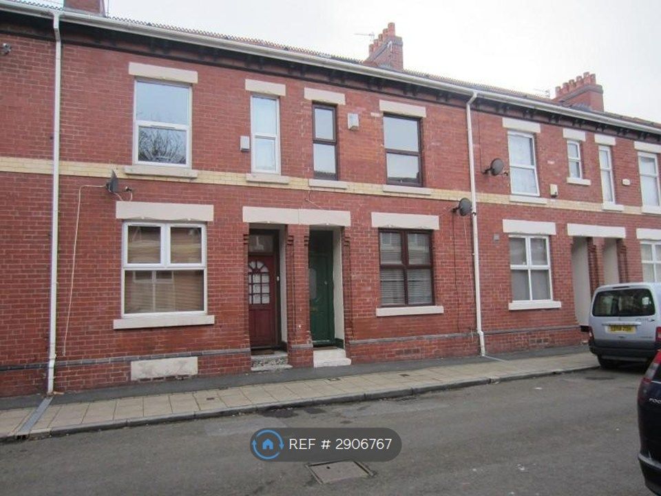 Property photo 1 of 11
