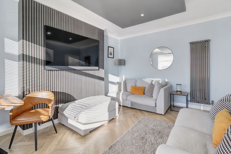 Property photo 2 of 17 Photo 13