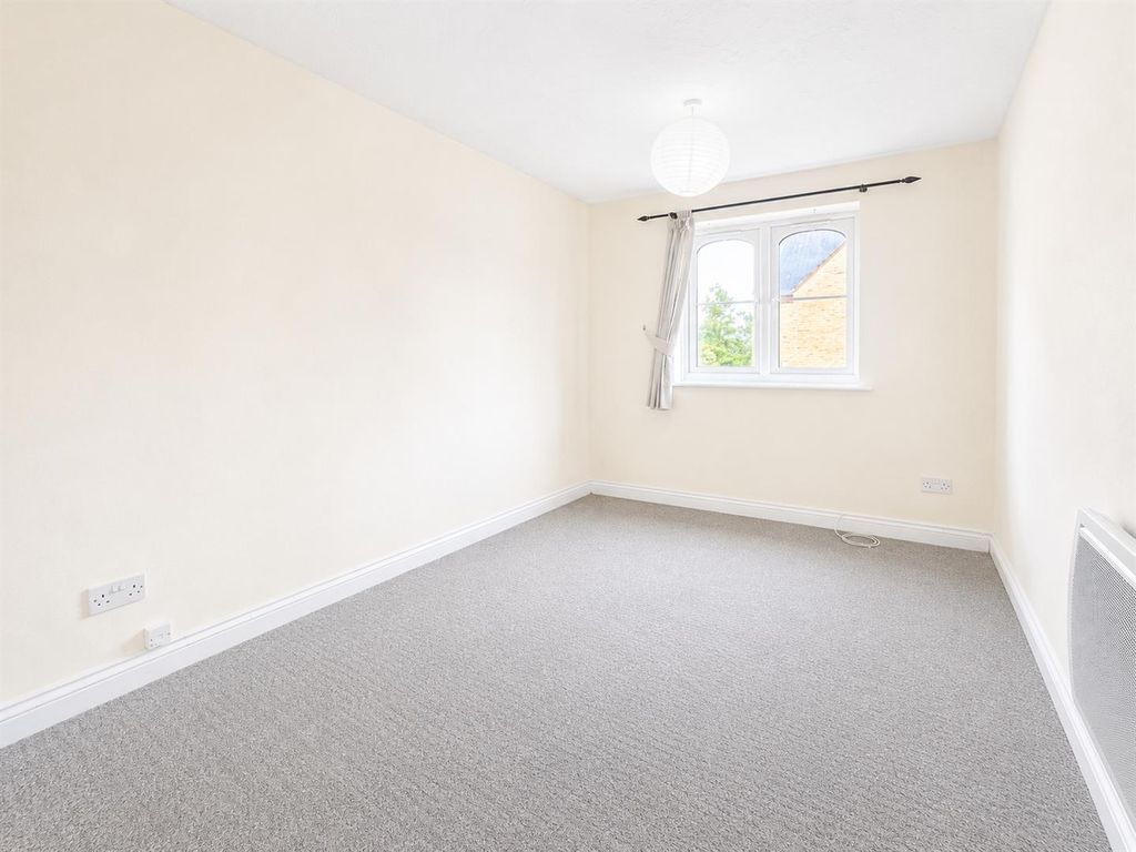 Property photo 2 of 10 Coopers Estate Agents