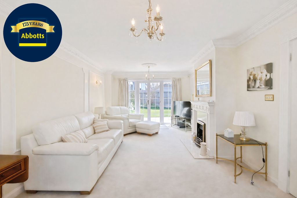 Property photo 3 of 18