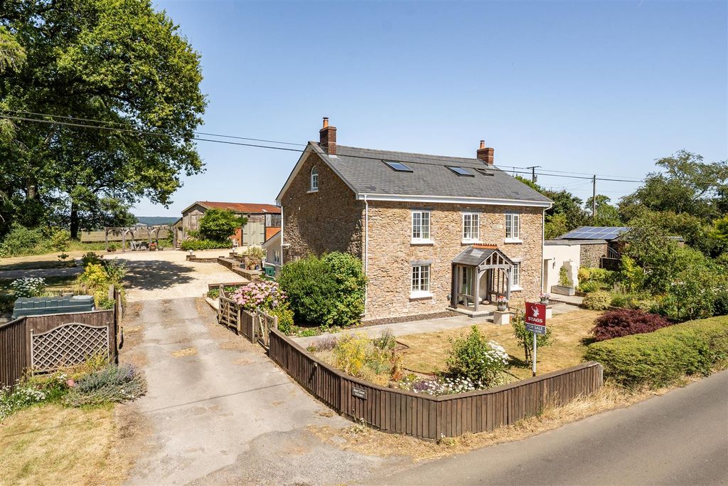Property photo 1 of 19