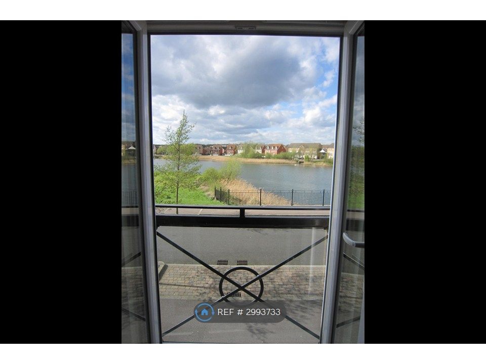 Property photo 3 of 15 South Facing Balcony Views Over Lake