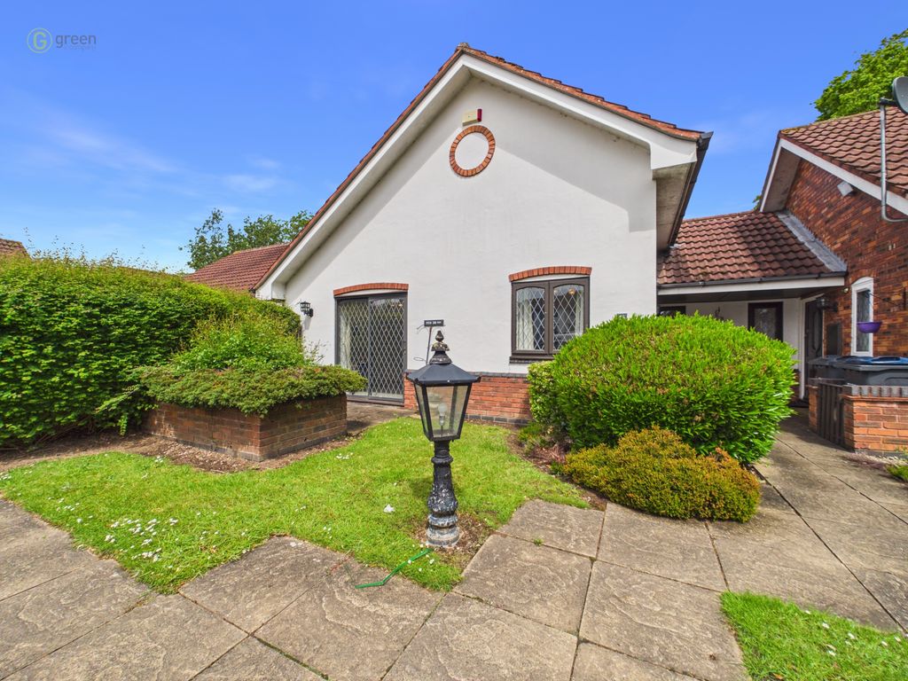 Property photo 1 of 12 Cam01698G0Pr0235Still011