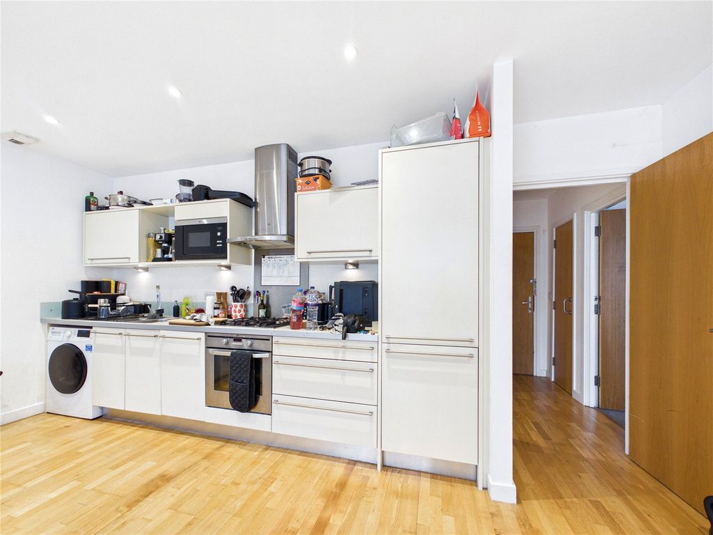 Property photo 2 of 10 Picture No. 22