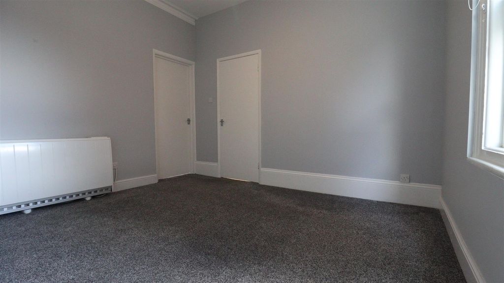 Property photo 3 of 8 Img_2294.Jpg