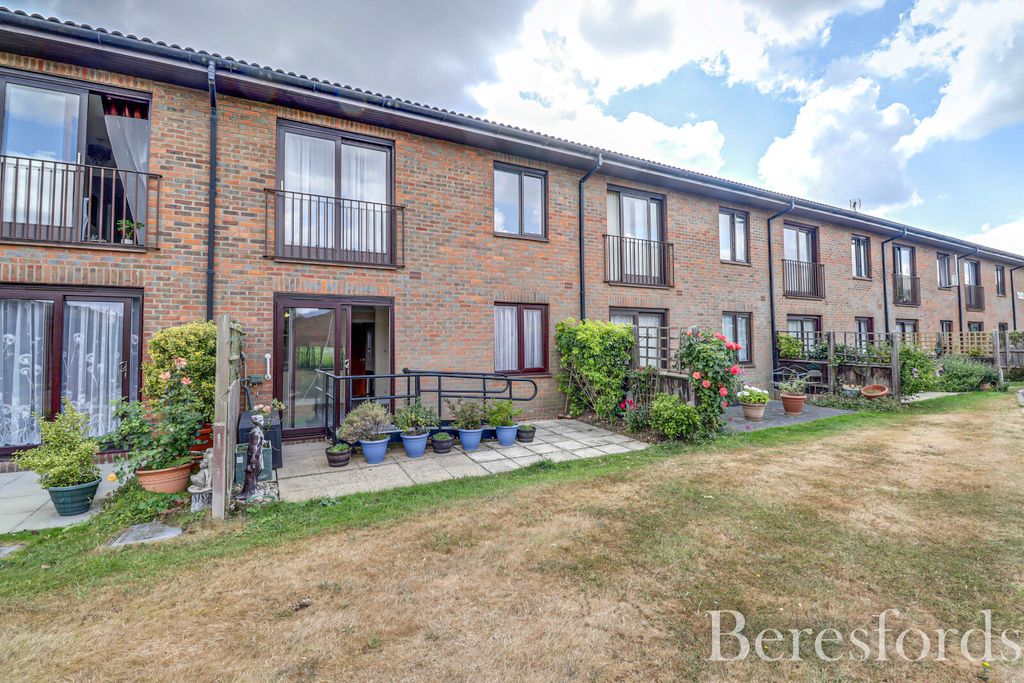 Property photo 1 of 17 Picture No. 21
