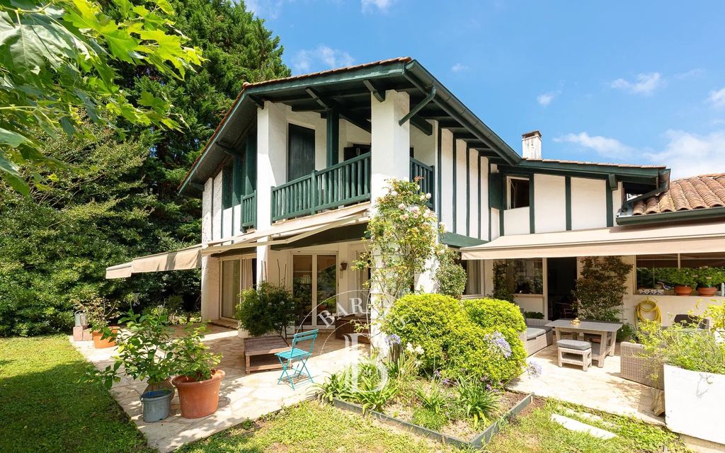 Property photo 3 of 14