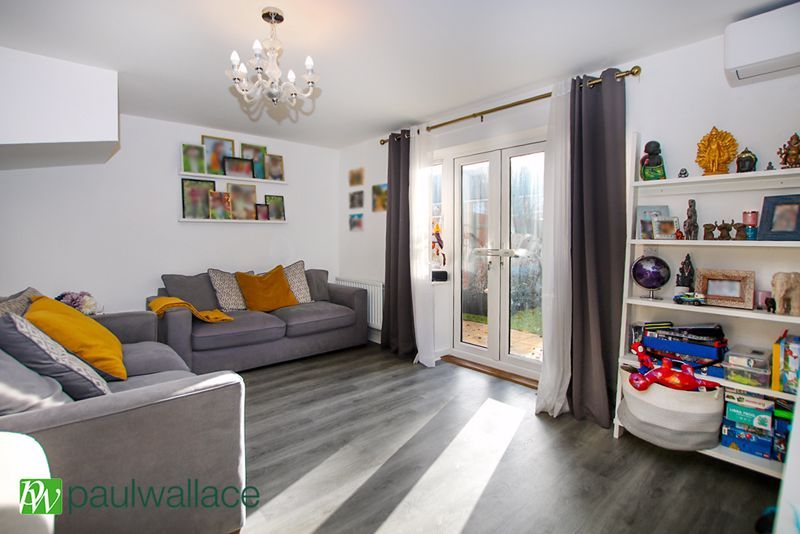 Property photo 2 of 15 Lounge