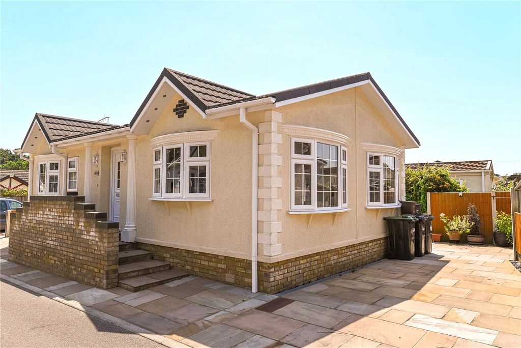 Property photo 1 of 16 Picture No. 01