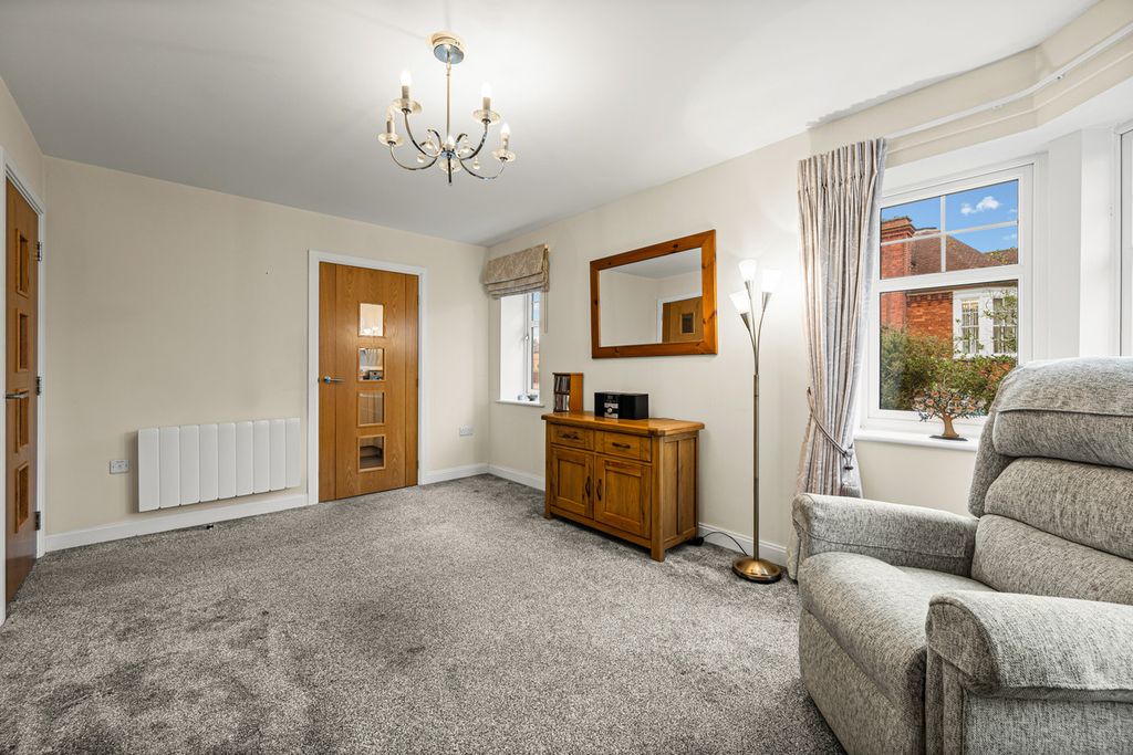 Property photo 3 of 22