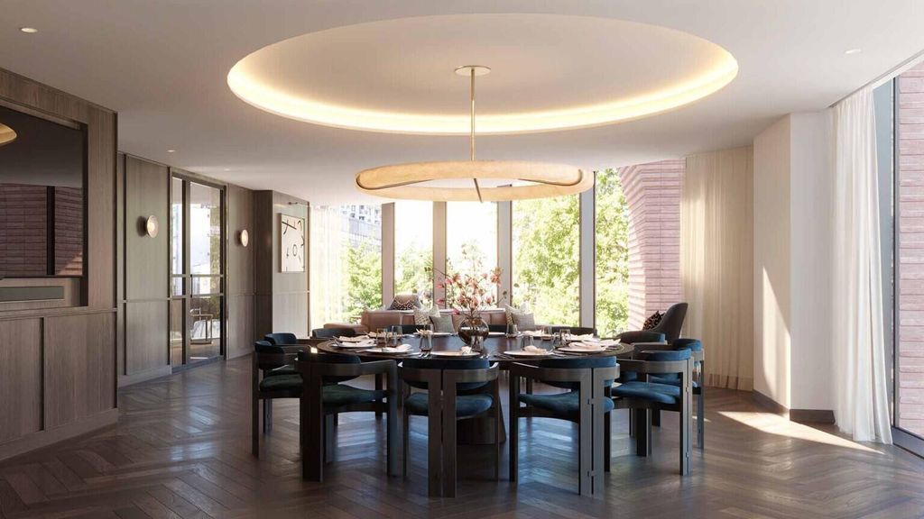 Property photo 3 of 3 Dining Room