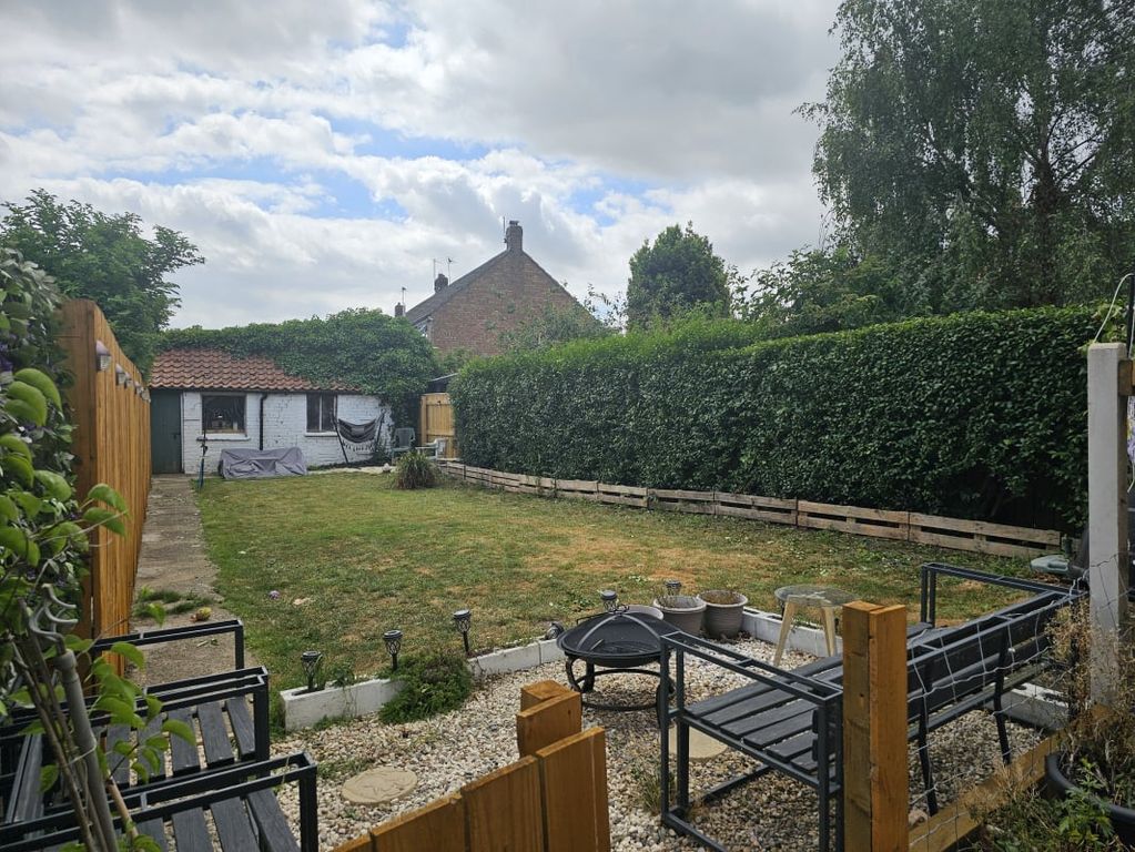 Property photo 2 of 10